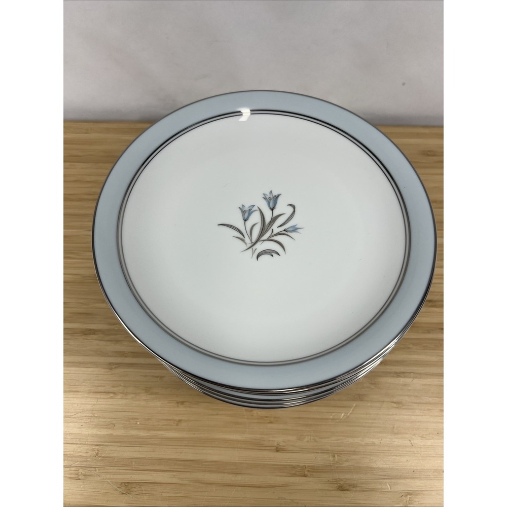 Noritake Bluebell 5558 8" Salad Plates Set of 12 Japan Blue Rim‎